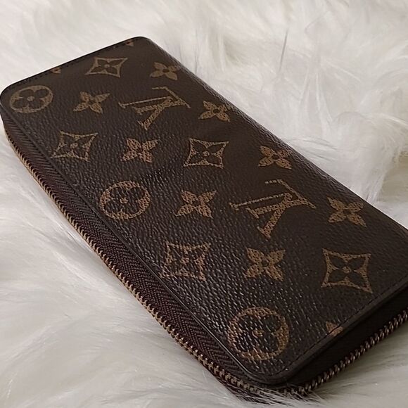 💯 Authentic Louis Vuitton zipped Long Wallet 💯 - Picture 13 of 13